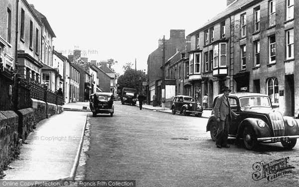 Photo of Narberth, High Street c.1955