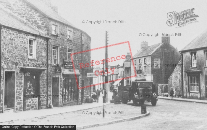 Photo of Narberth, High Street c.1955