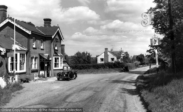 Photo of Nazeing, The Red Lion c.1955