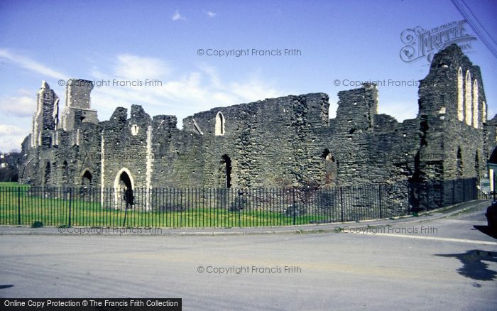 Photo of Neath, Castle c.1989