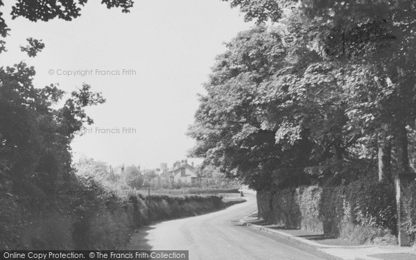 Photo of Neston, Hinderton Road c.1950