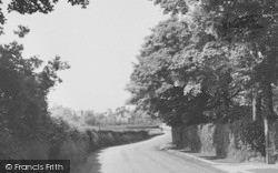 Hinderton Road c.1950, Neston