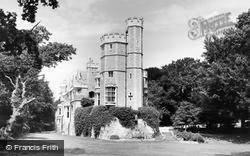 The Castle c.1965, Netley