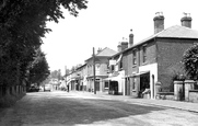 Victoria Road c.1955, Netley