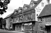 White Hart Hotel c.1955, Nettlebed