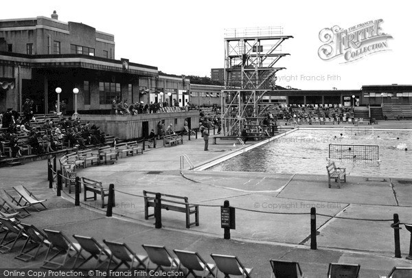 Photo of New Brighton, The Bathing Pool c.1950