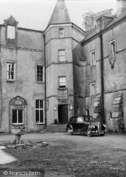 Kenmure Castle 1951, New Galloway