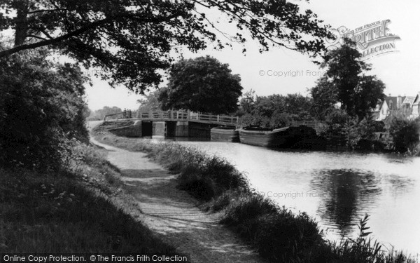 Photo of New Haw, The Bridge c.1950