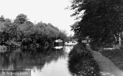 The Wey Navigation c.1950, New Haw
