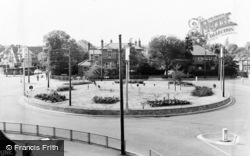 The Roundabout c.1960, New Malden