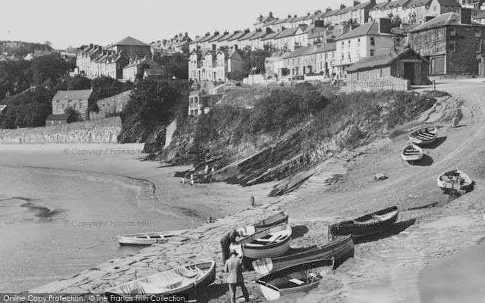 Photo of New Quay, Rocks And Sand c.1933