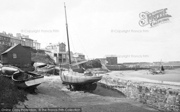 Photo of New Quay, The Beach c.1939
