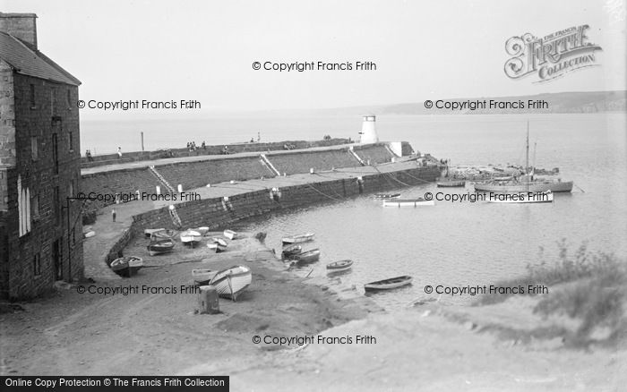 Photo of New Quay, The Breakwater c.1933