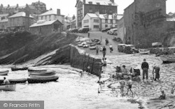The Harbour And Beach c.1955, New Quay