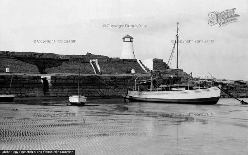 New Quay, the Lighthouse 1936