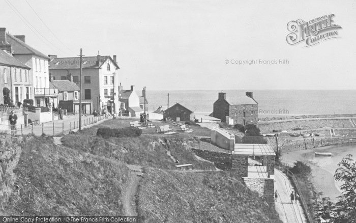 Photo of New Quay, The Park c.1933