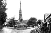 The Monument c.1932, New Radnor