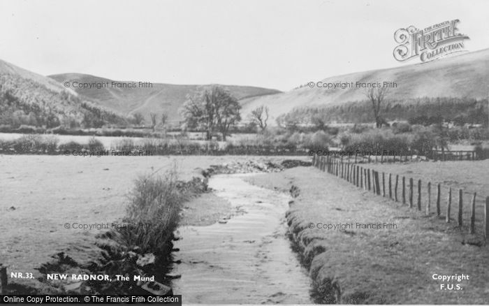 Photo of New Radnor, The Mund c.1950