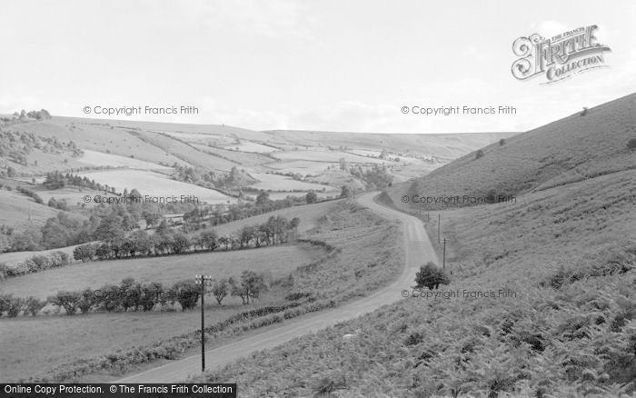 Photo of New Radnor, The Road To Pen Y Bont 1950