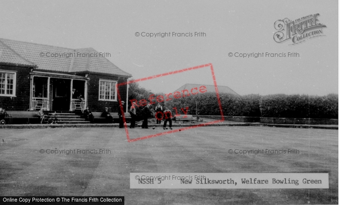 Photo of New Silksworth, Welfare Bowling Green c.1955