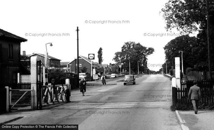 Photo of New Waltham, Station Road c.1965