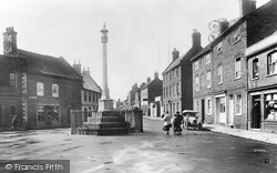 Beaumond Cross 1923, Newark-on-Trent