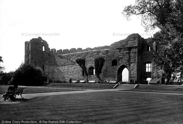 Photo of Newark On Trent, Castle 1923