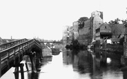 Castle And Footbridge 1890, Newark-on-Trent