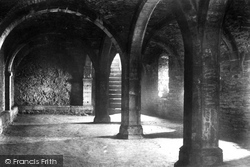 Castle Undercroft 1904, Newark-on-Trent
