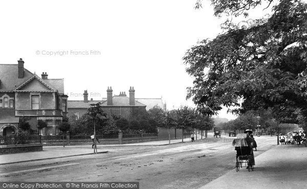 Photo of Newark On Trent, London Road 1909