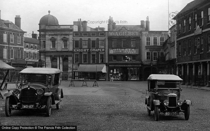 Photo of Newark On Trent, Motor Cars, Market Place 1923