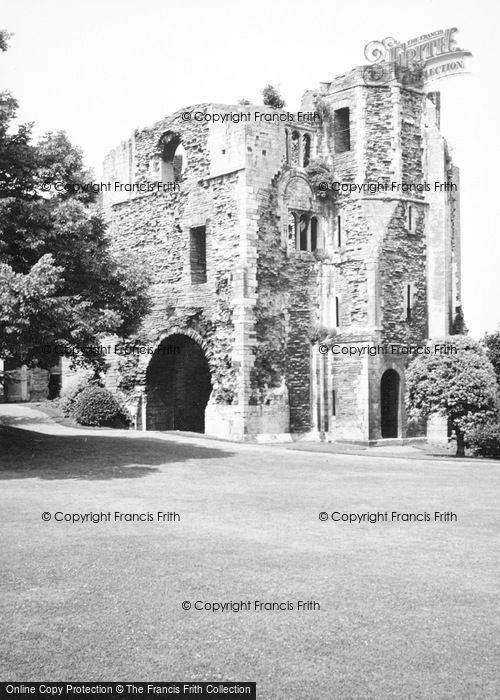 Photo of Newark On Trent, Newark Castle 1951