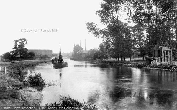 Photo of Newark On Trent, On The Trent 1906