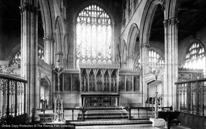 Photo of Newark On Trent, Parish Church, Chancel c.1875