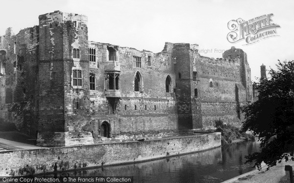 Photo of Newark On Trent, The Castle c.1965