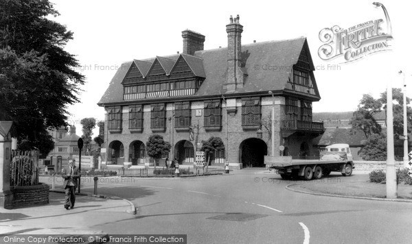Photo of Newark On Trent, The Ossington Coffee Palace c.1965