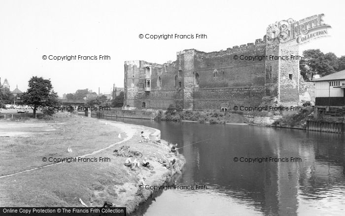 Photo of Newark On Trent, The River And The Castle c.1955