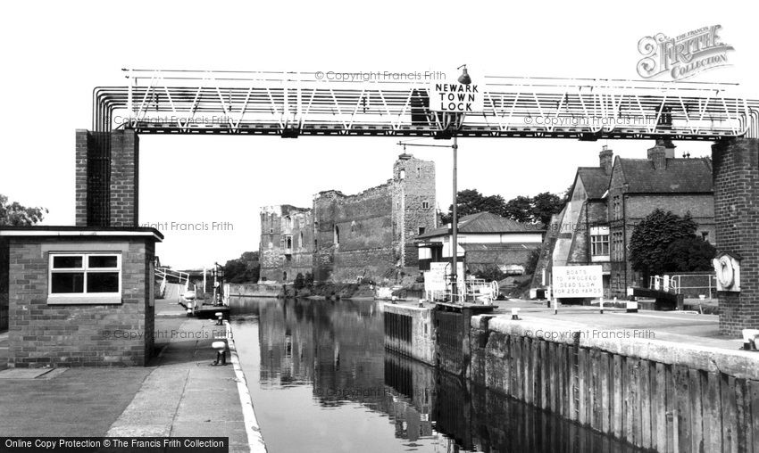 Newark-on-Trent, Town Lock c1965