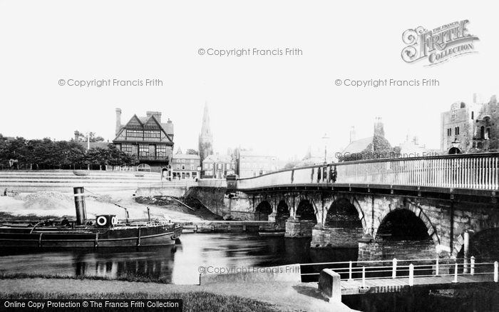 Photo of Newark On Trent, Trent Bridge 1900
