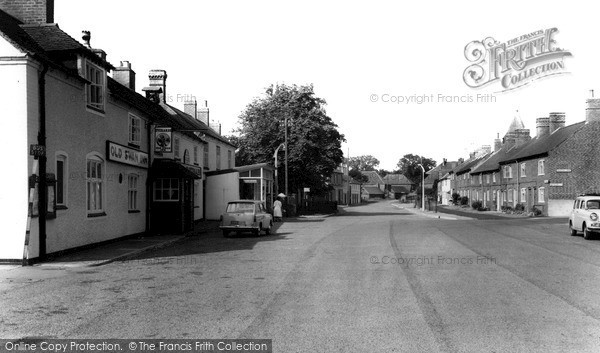 Photo of Newbold Verdon, Main Street And The Old Swan Inn c.1965