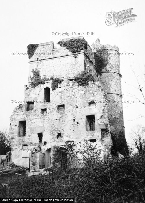 Photo of Newbury, Donnington Castle c.1950