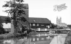 The River Kennet And Avon Canal c.1955, Newbury
