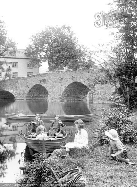 Photo of Newby Bridge, Carefree Days 1914
