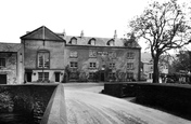The Swan Hotel c.1935, Newby Bridge