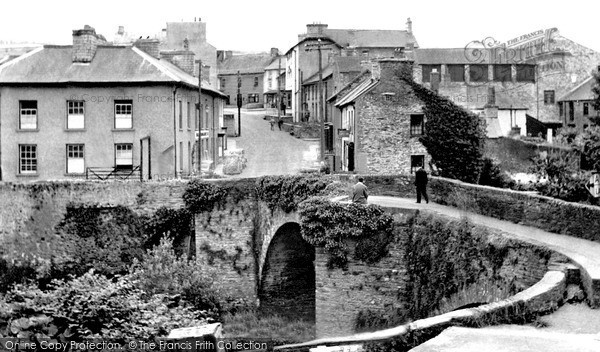 Photo of Newcastle Emlyn, the Bridge c1960