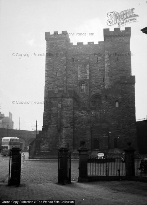 Photo of Newcastle Upon Tyne, Castle 1949