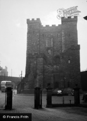 Castle 1949, Newcastle Upon Tyne