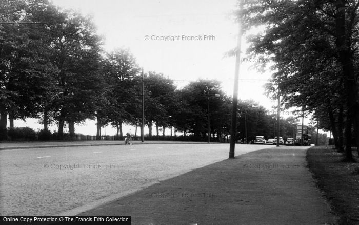 Photo of Newcastle Upon Tyne, The Great North Road, Grange Park c.1955