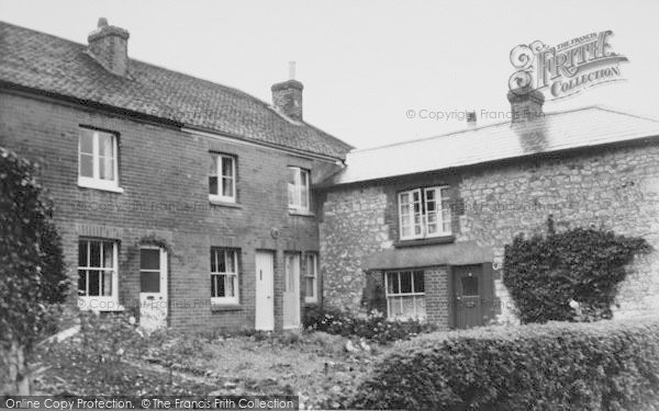 Photo of Newchurch, The Village c.1960