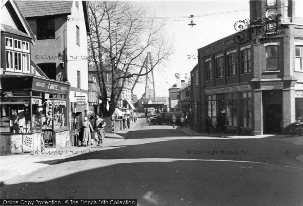 Photo of Newhaven, High Street c.1950